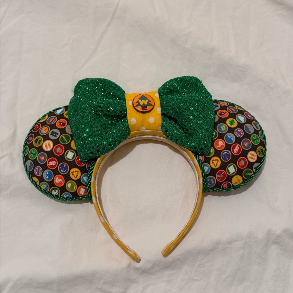 Wilderness explorer ears. Excellent condition.